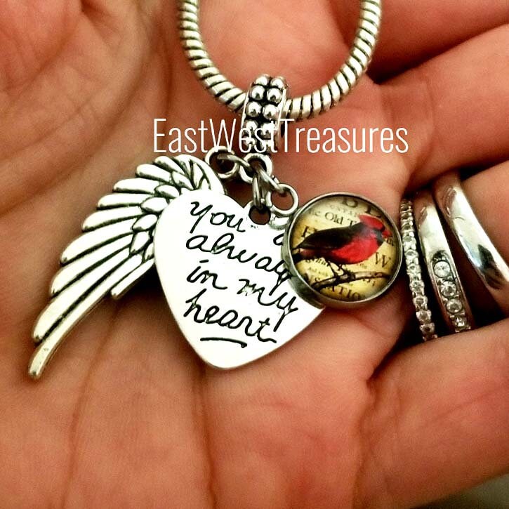 Red Cardinal Remembrance Memorial Bereavement Charm