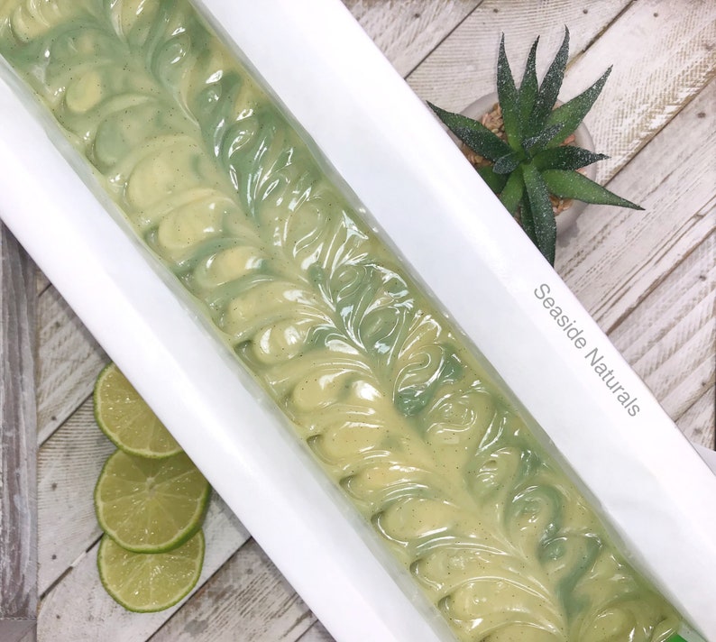 Natural Key Lime Coconut Soap Bar with Coconut Shell Powder, Gentle Exfoliation and Fresh Aroma, Zero Waste Packaging bild 3