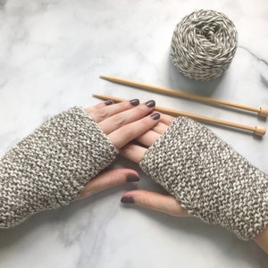 Knitting Starter Kit, Fingerless Mitts, Learn to Knit Kit, Easy Knit Gloves, Beginner Knitting Kit, DIY Knitting Kit, How to Knit Kit