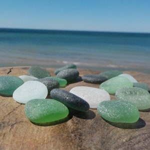 Set of 20 pcs Genuine Perfectly smoothed Flat and thick Sea glass-Size 0.8-1.2&quot;/20-30mm-Jewelry quality-NOT HANDMADE-Sea glass art-Diy#B82
