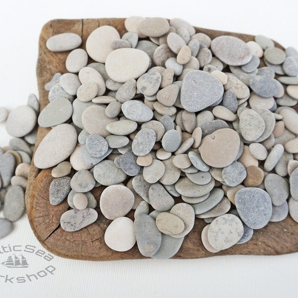 Sélection de 200/100 petites pierres de 0,5 - 1,1 po./1,4-3 cm - Minuscules/petites pierres de mer, petites pierres de mer, galets d'art, atelier de la mer Baltique n°221