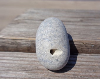 UNIQUE Holey Stone  1.3"/3.3cm Small Pebble With Natural Hole -Good Luck Stone #46H