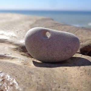 UNIQUE TINY Holey Stone 1/2.7cm Hag Stone Pebble With Natural Hole Odin Stone Talisman 71H image 1