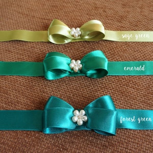 Flower girl sash, ivory girl sash, Wedding sash, bow girl sash, satin sash, ivory girl belt, baby girl sash, white bow sash, sage green sash