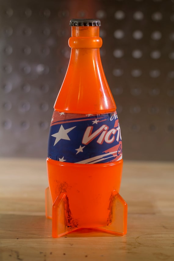 Fallout Nuka Cola Bouteille en verre et bouchon – Bethesda