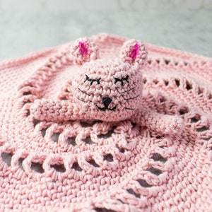 Lovey crochet pattern, baby lovey, crochet animal lovey, crochet kitten, crochet kitten gift, crochet patterns for baby shower favors
