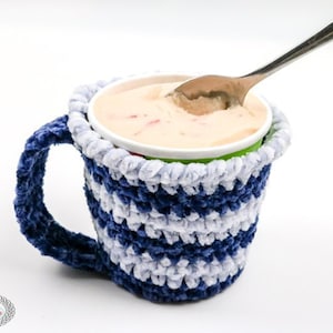 Crochet Pattern: Ice Cream Cozy made with Velvet Yarn *sorbet