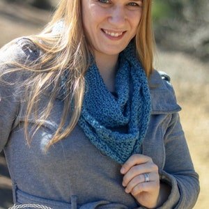 CROCHET SCARF PATTERN | Crochet Infinity Scarf | Crochet Cowl Pattern | Crochet Scarf Patterns for Women | Easy Crochet Pattern