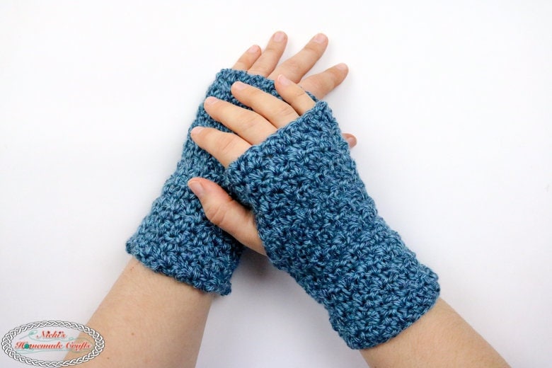 29 Victorian Fingerless Gloves Crochet Patterns to Add Elegant, Vintage Flair 20 Fingerless Gloves Crochet Pattern Wrist Warmer Crochet