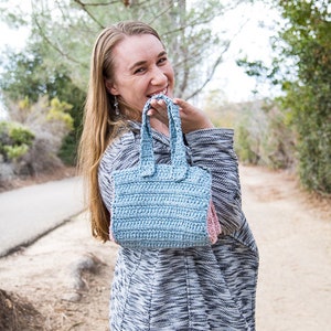 Crochet Pattern / Organizer Bag with Pockets and Zipper image 7