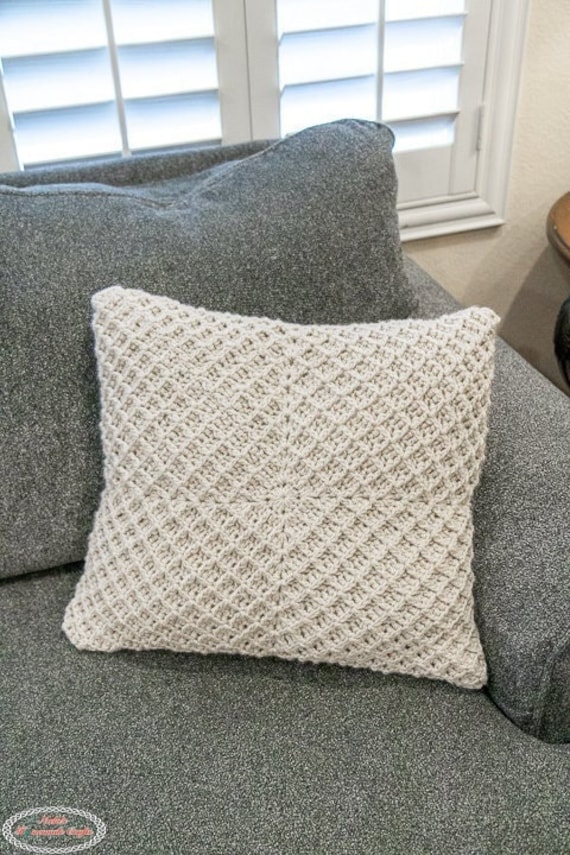 Waffle Stitch CROCHET Granny Square PILLOW PATTERN| Waffle Stitch Pillow | Crochet Pillow Pattern | Crochet Throw Pillow