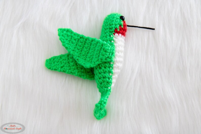 Realistic CROCHET HUMMINGBIRD PATTERN for Spring, Summer, Home Decor, or as a Gift image 6