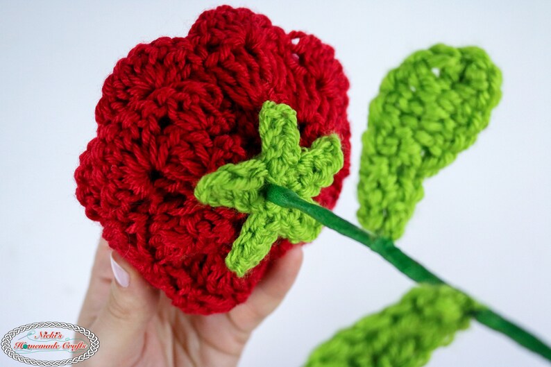 Crochet Pattern: ROSE with Wired Stem and Leaves Love, Valentine's Day, Flower, Heart, Wedding, Birthday image 5