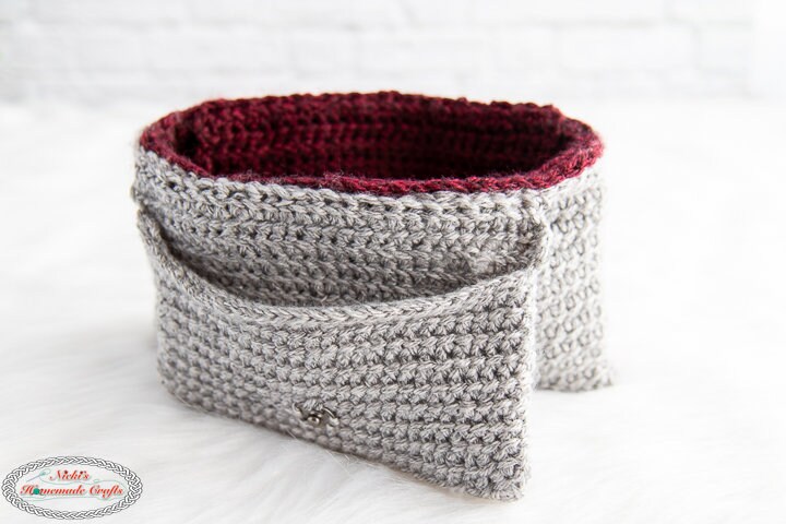 Free Reversible Crochet Purse Pattern with Pockets - Nicki's