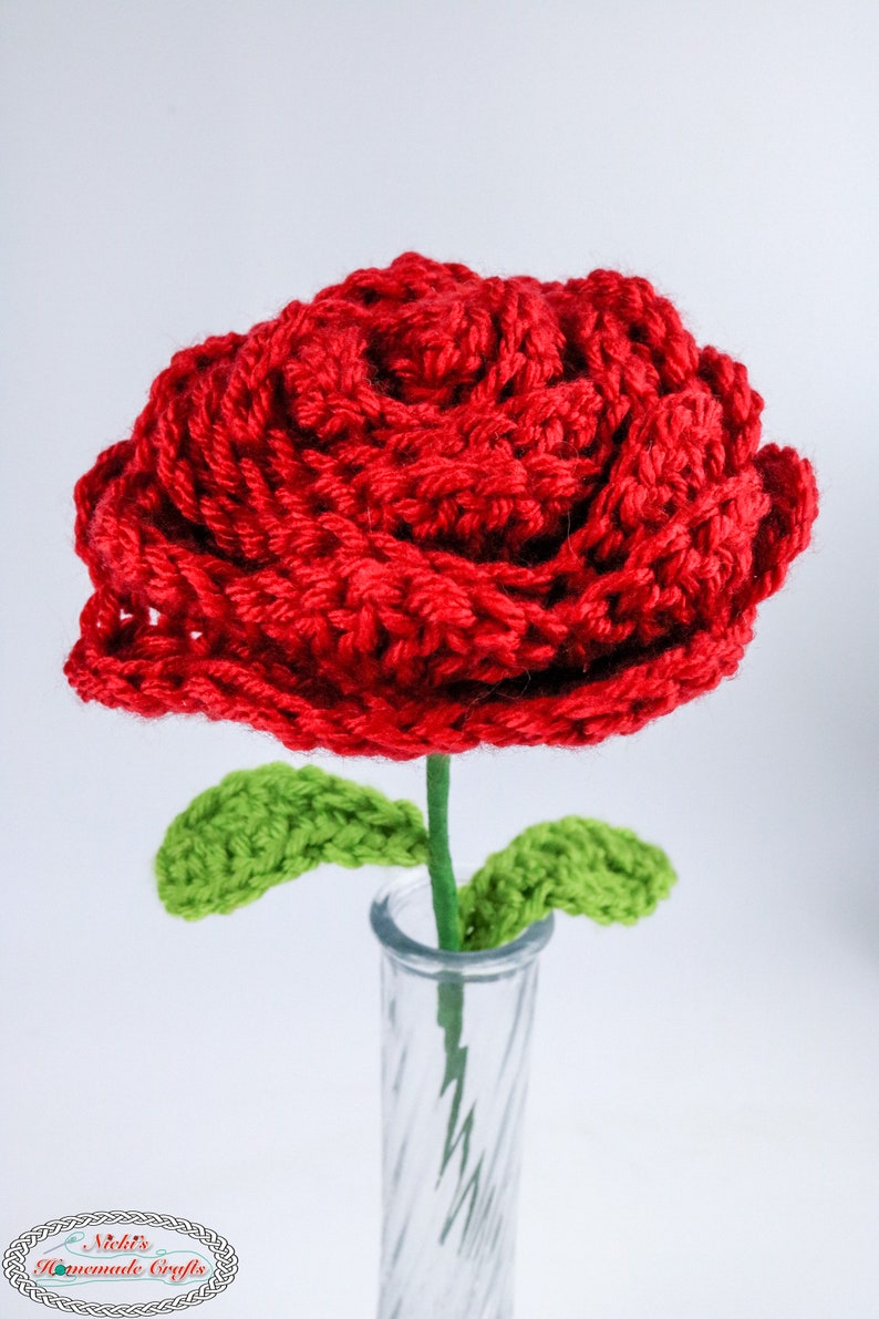 Crochet Pattern: ROSE with Wired Stem and Leaves Love, Valentine's Day, Flower, Heart, Wedding, Birthday image 3