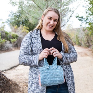 Crochet Pattern / Organizer Bag with Pockets and Zipper image 6