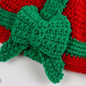 Crochet Pattern: Christmas Gift Beanie image 3