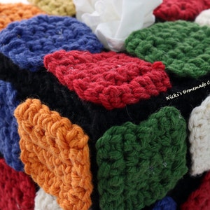 PATTERN Rubik's Cube Tissue Box with rearrangable colored square tiles crochet image 4