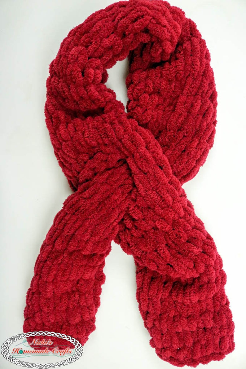 Knitting Pattern: Easy Loop Scarf using the Bernat Alize Blanket Ez yarn image 2