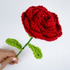 Crochet Pattern: ROSE with Wired Stem and Leaves Love, Valentine's Day, Flower, Heart, Wedding, Birthday image 6