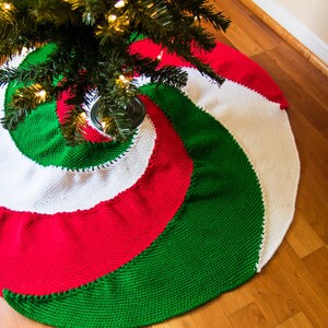 CROCHET PATTERN: Spiral Christmas Tree Skirt for the Holidays to decorate for Gift Giving Season image 6