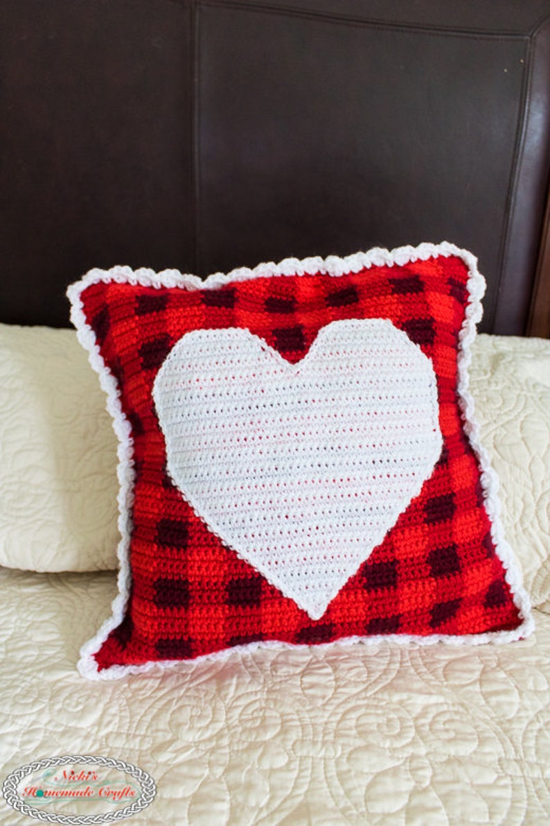 CROCHET PILLOW PATTERN Pillow Cover Pattern Crochet Heart Crochet Home Decor Throw Pillow Pattern image 4