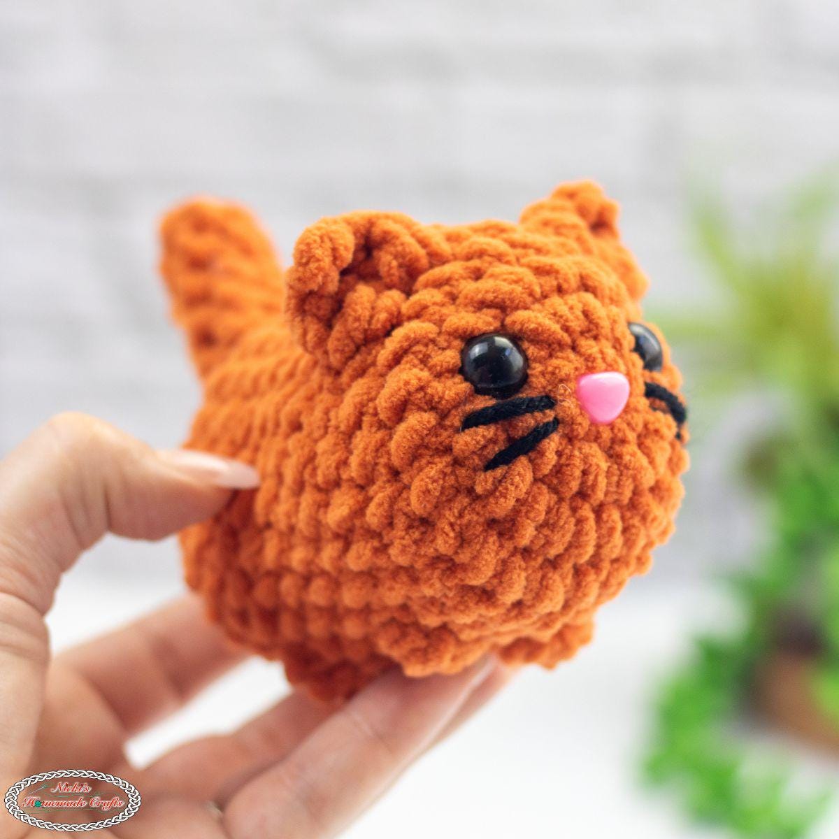 37 Fat Cat Crochet Patterns: Unleash Your Creativity and Craft Skills! 4 No-Sew Crochet CAT