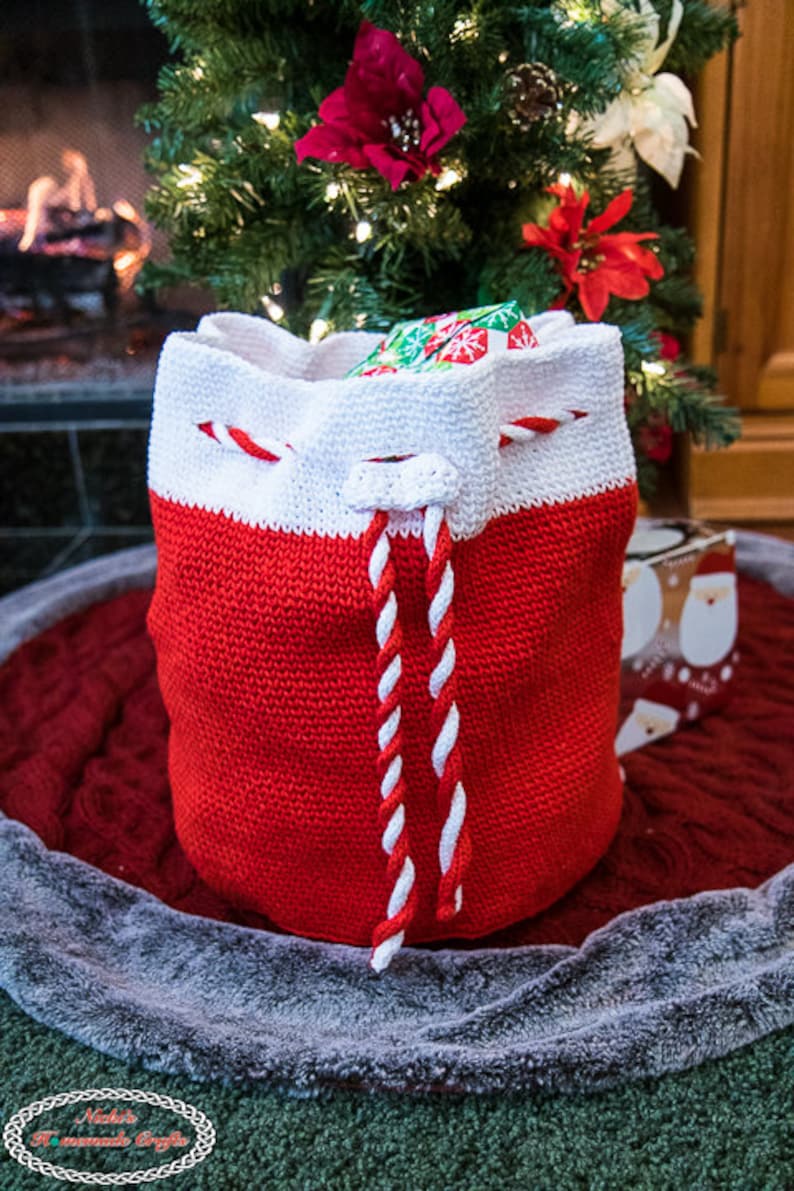 CROCHET PATTERN Santa Sack Backpack for Christmas and the Holidays Santa Gift Bag image 10