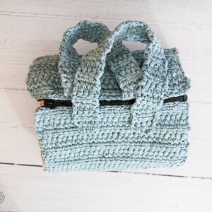 Crochet Pattern / Organizer Bag with Pockets and Zipper image 2