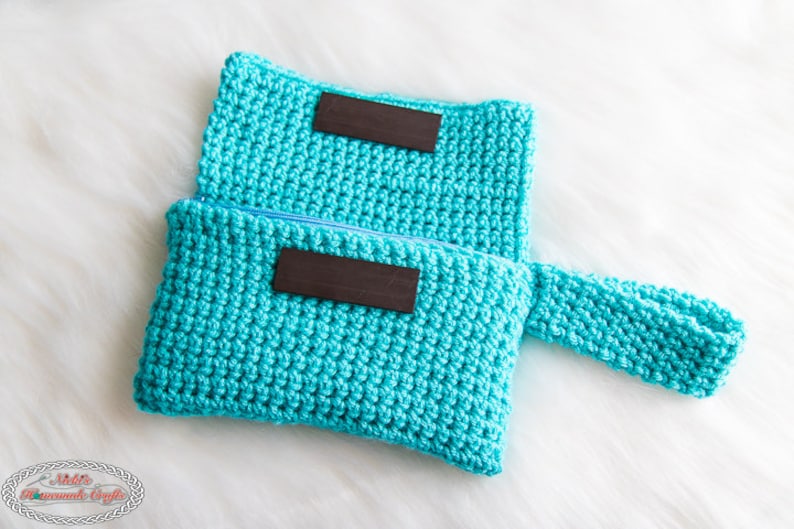 Thick Wristlet PURSE CROCHET PATTERN with 3 Pockets and Zipper using Thermal Crochet No Lining Needed image 3