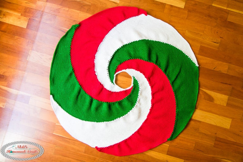 CROCHET PATTERN: Spiral Christmas Tree Skirt for the Holidays to decorate for Gift Giving Season image 9