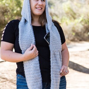 Crochet Pattern / Hooded Infinity Scarf with Pockets image 6