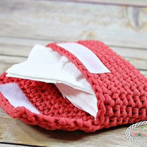 CROCHET PATTERN: Small Tissue Pouch *Tissue holder *Tissue Storage *kids, teens, adults