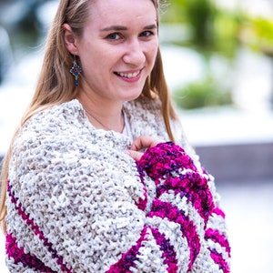 Crochet Pattern: Striped Velvet Cardigan image 4