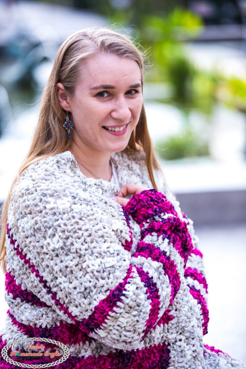 Crochet Pattern: Striped Velvet Cardigan image 4