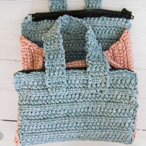 Crochet Pattern / Organizer Bag with Pockets and Zipper image 3