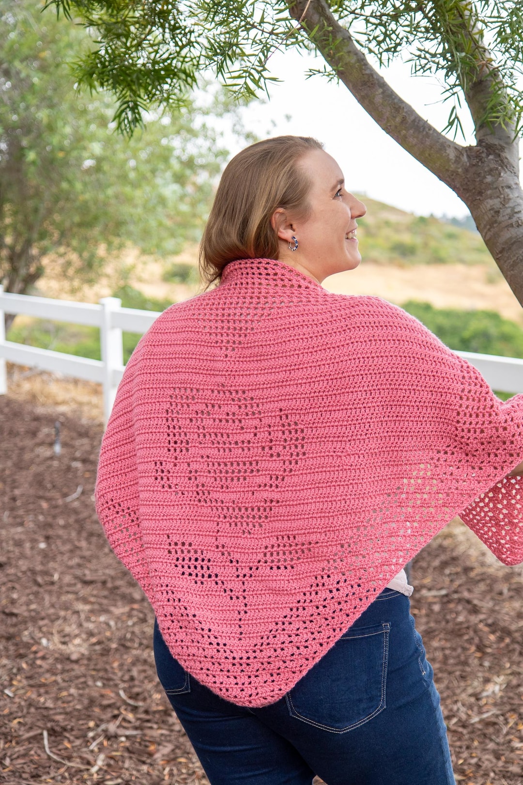 Schema scialle all'uncinetto filet rosa Schema scialle all