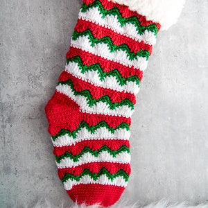 Wave Chevron STOCKING CROCHET PATTERN with Faux Fur Cuff for Christmas and the Holiday Season image 3