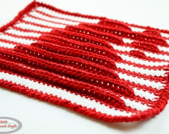 Crochet Pattern: Illusion Santa Hat Washcloth using Shadow Crochet