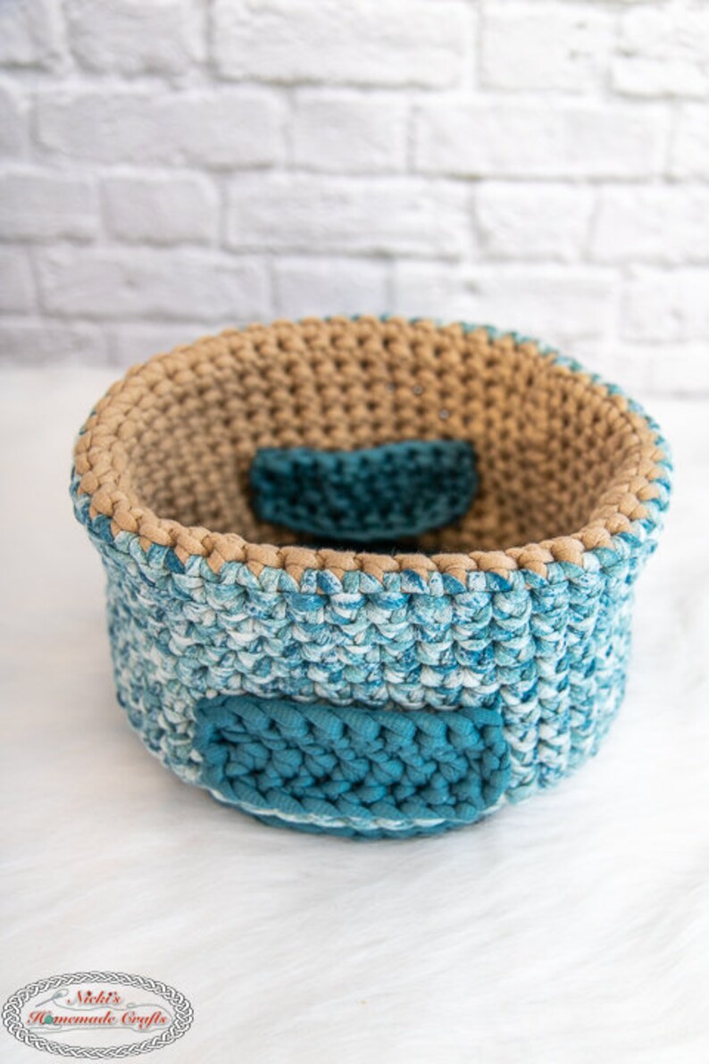 Multi-Reversible BASKET CROCHET PATTERN Crochet Basket with Pockets Crochet Basket with Drawstring image 4