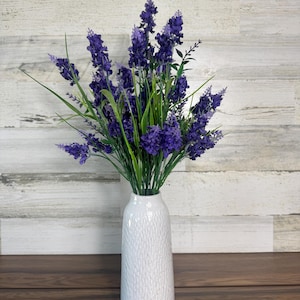 Artificial Lavender Bush: 18&quot; Faux Purple Floral Stem