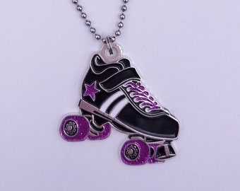 Derby Star Skate Necklace