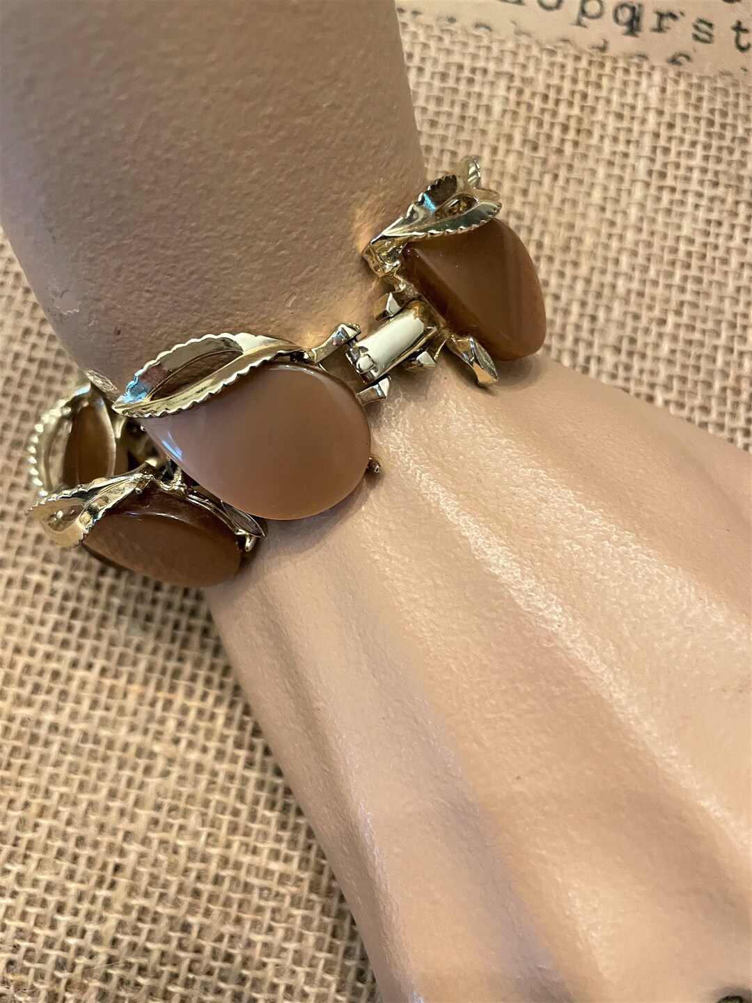 Bracelet Vintage En Lucite Avec Fleurs - Pièce Unique Rétro - État Bon