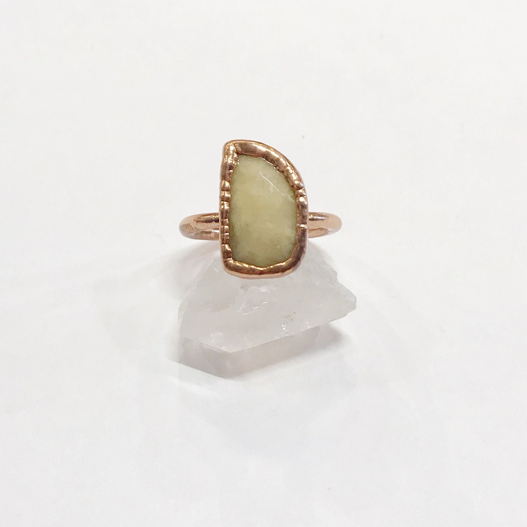 Size 10 Faceted Cream Moonstone Copper Ring // Electroformed - Etsy