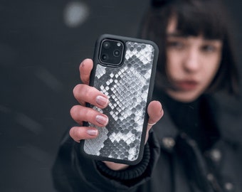 本物のパイソンレザーiPhoneケース、ベージュのパイソンレザーiPhoneケース、エキゾチックレザーiPhoneケース、iPhone 11 Proパイソンケース、iPhoneケース