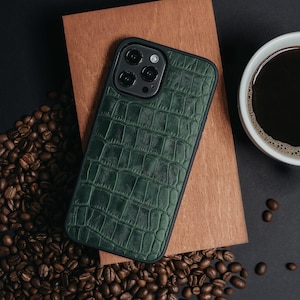 Hoesje met krokodillenreliëf voor iPhone, luxe donkergroen telefoonhoesje, handgemaakte telefoonhoes, vadercadeau, Black Friday-uitverkoop