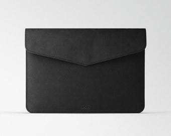 Black alcantara MacBook pro 15 case, laptop sleeve with magnet, personalized MacBook air 16 case, leather laptop bag for MacBook m1 m2 m3