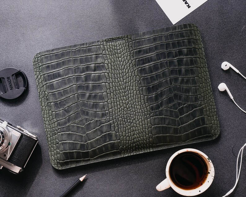 macbook case
macbook pro case
macbook air case
laptop sleeve
computer case
leather laptop bag
macbook air sleeve
macbook cover
crocodile embossing
leather laptop case
birthday gifts
personalized gift
gifts for him