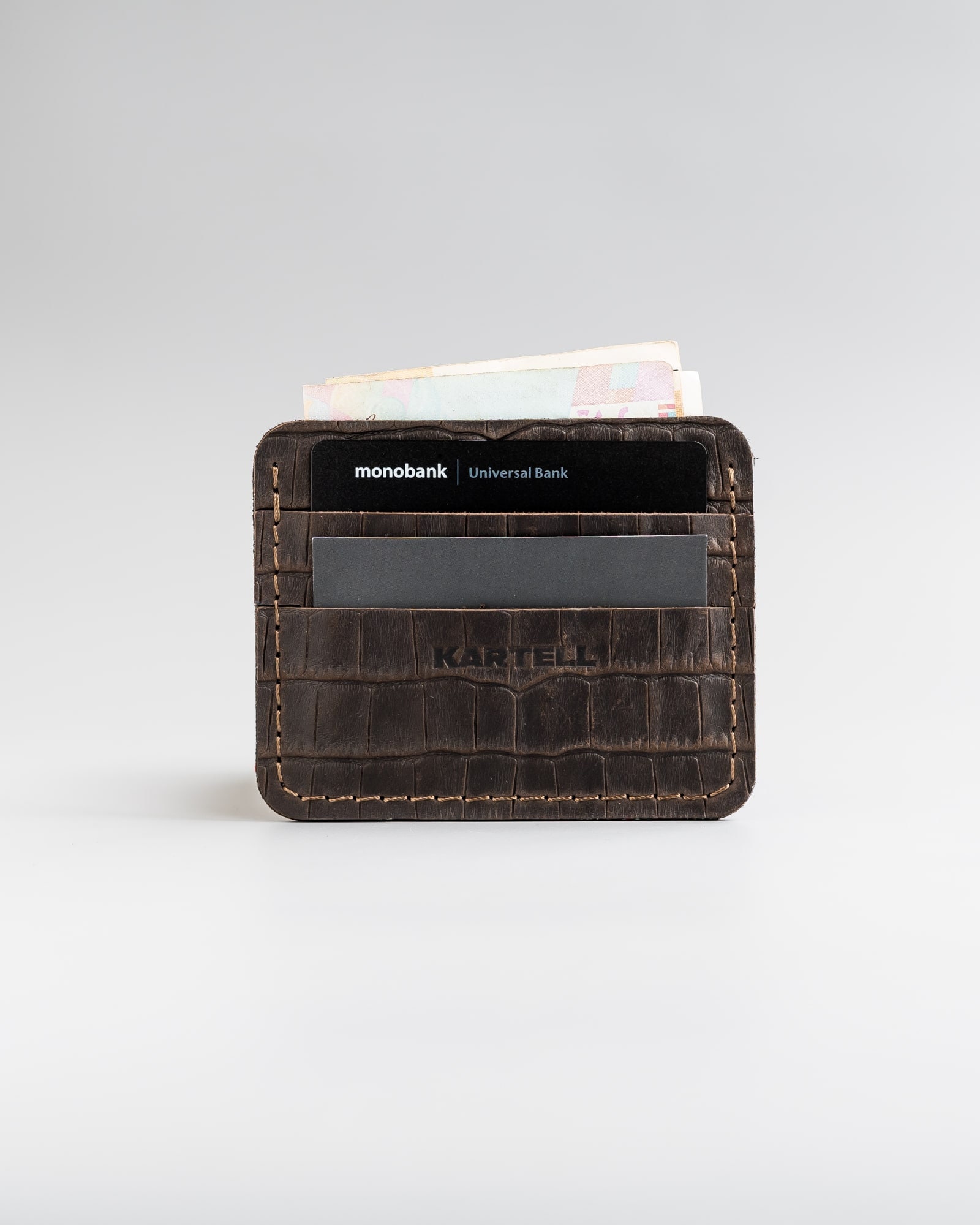 Tシャツ・カットソー DAKS Brown pattern crocodile leather wallet DBWA4E726W3 Genuine Crocodile Leather Skin Brown Bifold Wallet Men's
