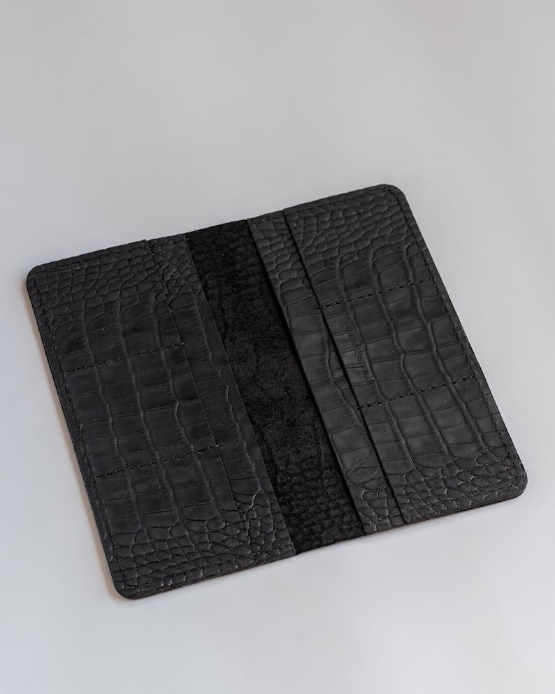 Cartera larga de cocodrilo negro, cuero repujado de cocodrilo, cartera larga de cocodrilo estampada, cartera de cuero genuino, cartera larga personalizada imagen 3